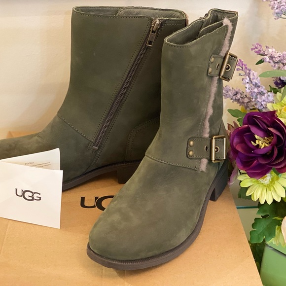 UGG olive green women’s boot - Picture 11 of 13